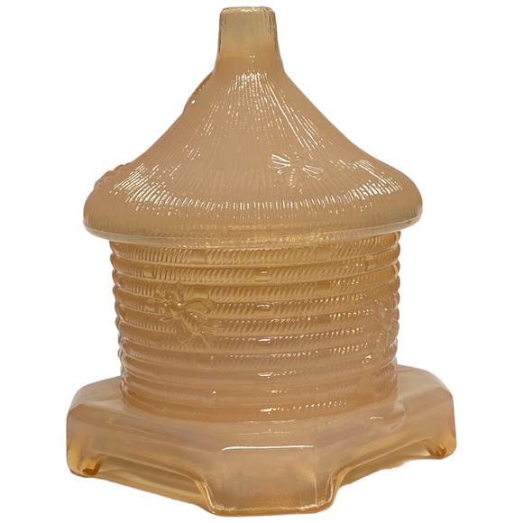 Boyds Crystal Art Glass Rosie Pink Beehive Honey Jar with Lid 1999 - Picture 4 of 7